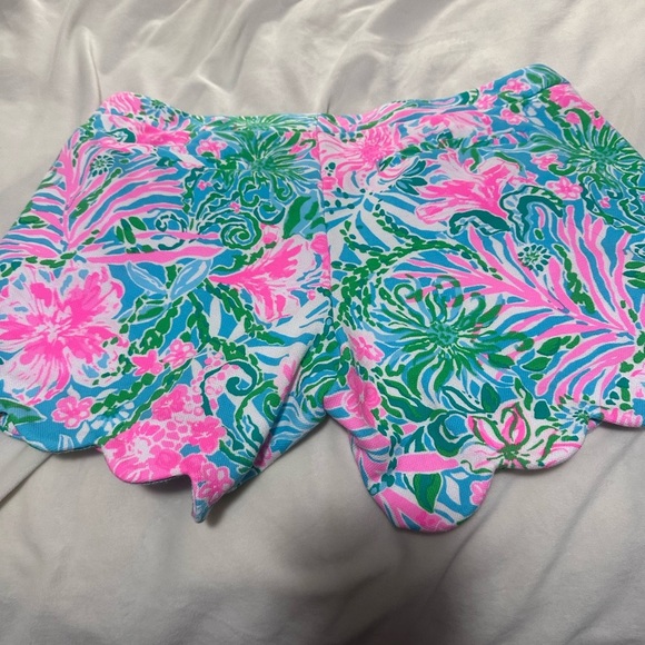 Lilly Pulitzer Buttercup Knit Shorts Amalfi Blue Leaf It Wild. Size 6. - Picture 4 of 5